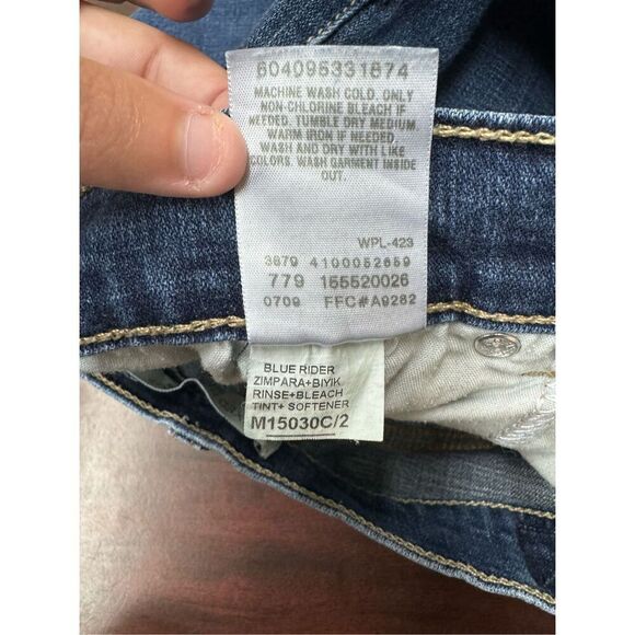 Levi’s 550 Relaxed Boot Cut Denim Jeans Size 6 Short - Picture 7 of 9